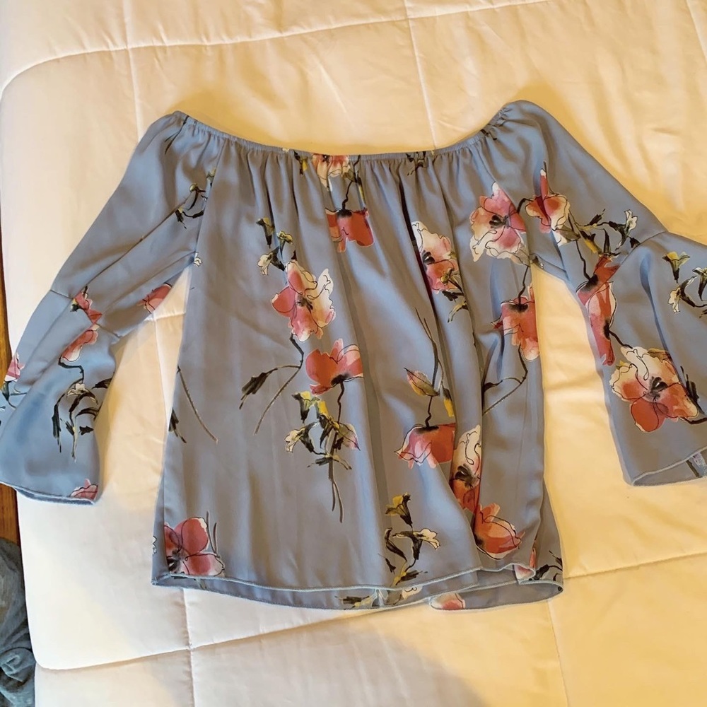 off shoulder shirt